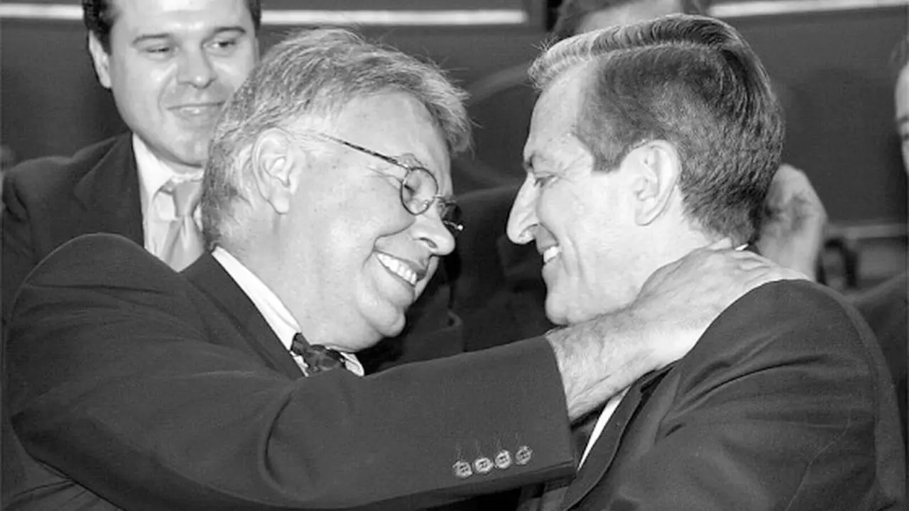Dos valiosos jarrones chinos...