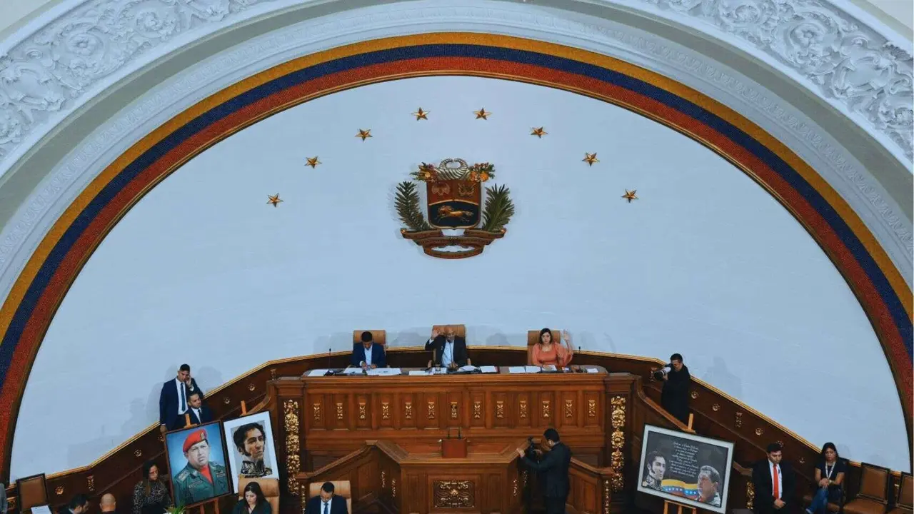 Asamblea Nacional de Venezuela. / RR SS.