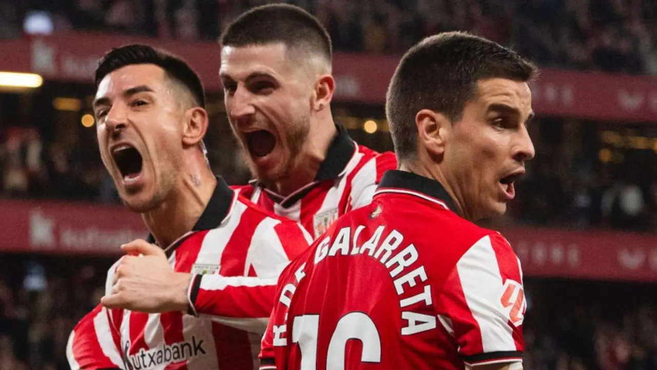 Los jugadores del Athletic en plena celebraci&oacute;n de un gol. /  @athleticclub