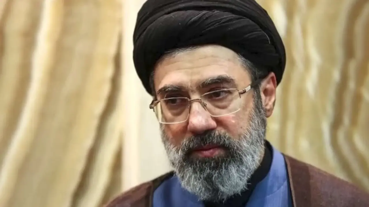 Mojtaba Jamenei, nuevo l&iacute;der supremo de Ir&aacute;n. / RR.SS