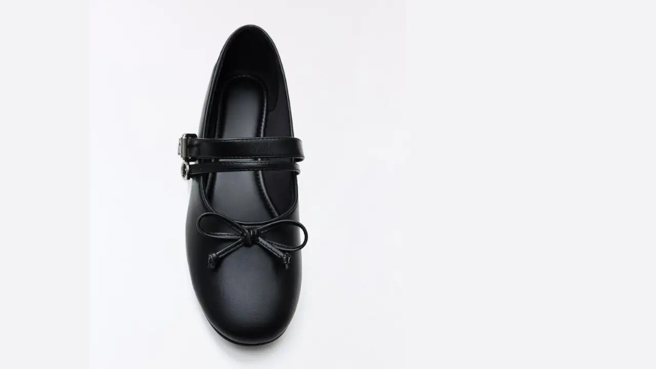 Bailarinas hebillas, Bershka.com.