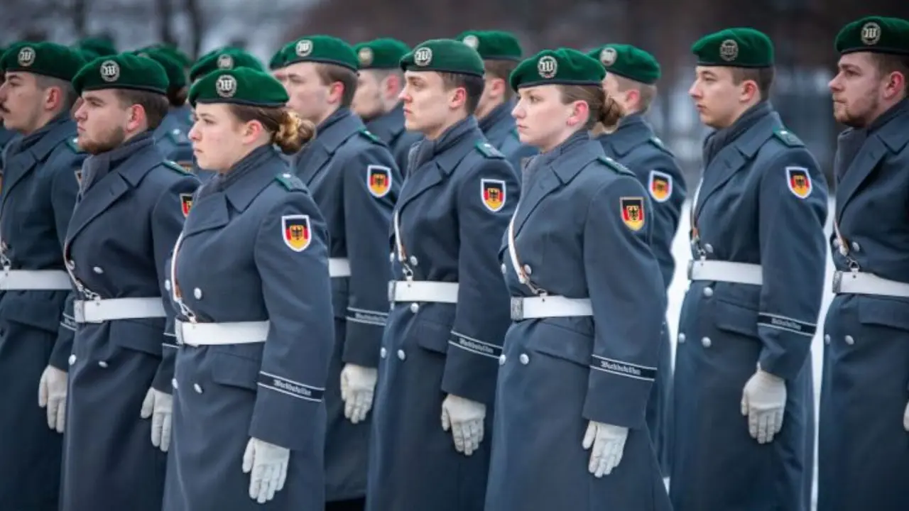 Servicio Militar Alem&aacute;n. / photothek