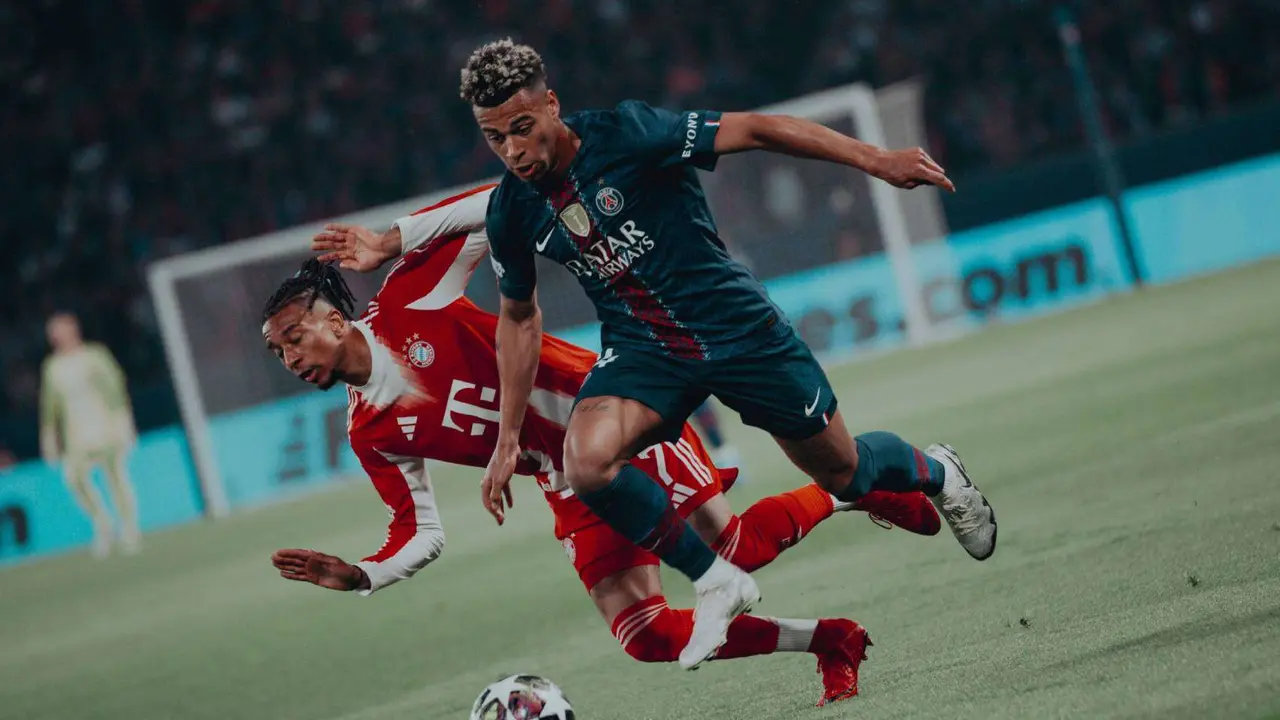 Una imagen del partido entre el PSG y Bayern. /  @psg_inside