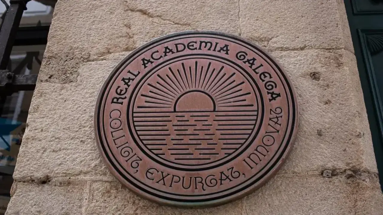 A Real Academia Galega ten a s&uacute;a sede na Coru&ntilde;a. / Mundiario