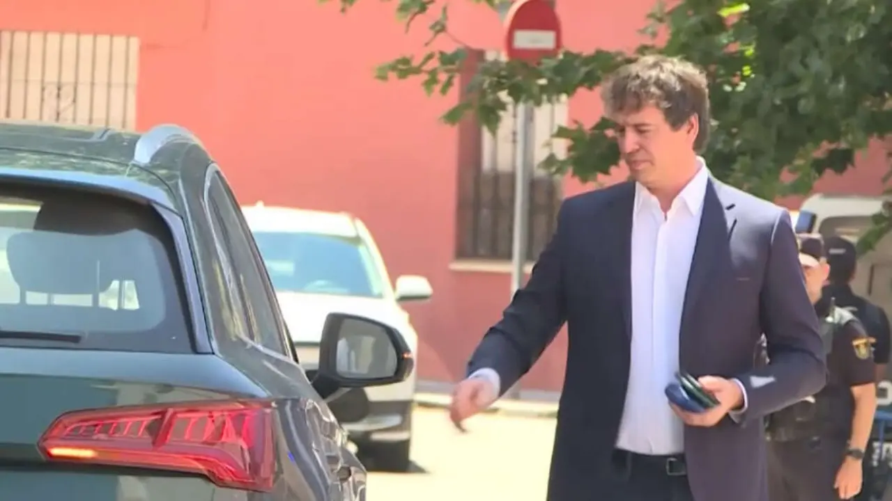 David S&aacute;nchez, m&uacute;sico y hermano del presidente del Gobierno, Pedro S&aacute;nchez. / RR.SS