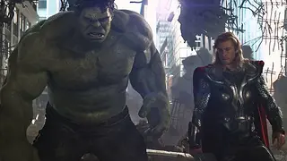 Chris Hemsworth y Mark Ruffalo en Los Vengadores. / Marvel.