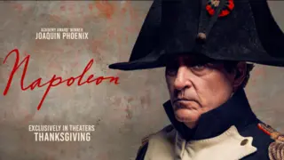 Joaquin Phoenix se presenta como un imponente Napoleon. / Apple Studios