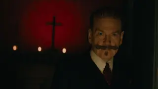 Kenneth Branagh encarnando a H&eacute;rcules Poirot. / @Twitter