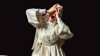 Hermana muerte sorprende en festival Sitges. / Netflix