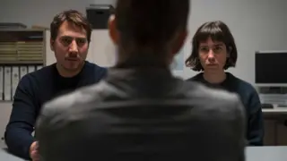 Alberto Ammann y Bruna Cus&iacute; en Upon Entry. / Filmin