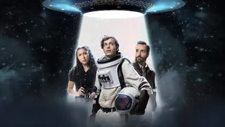 Los alien&iacute;genas han abducido a mis padres, teaser./ Movistar Plus