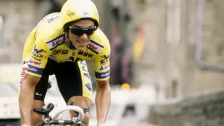 Greg LeMond en el Tour de Francia./ Movistar Plus
