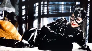 Michelle Pfeiffer como Gat&uacute;bela en Batman Vuelve. / Warner Bros