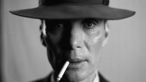 Cillian Murphy como J. Robert Oppenheimer en la pr&oacute;xima pel&iacute;cula de Christopher Nolan, Oppenheimer. / Productora.