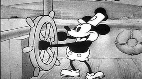Steamboat Willie / Oficial Disney