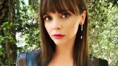 Christina Ricci ser&aacute; Harley Quinn / RRSS