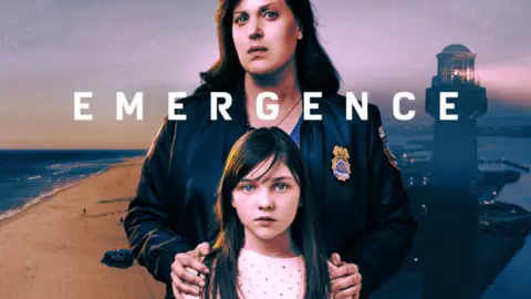 P&oacute;ster promocional de Emergence. / Disney Plus