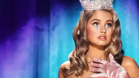 P&oacute;ster oficial de Insatiable. / Netflix