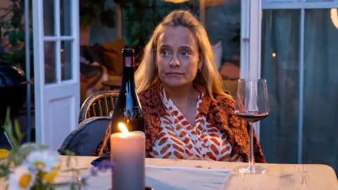 Henriette Steenstrup en Perni. / Filmin