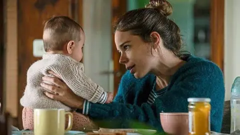 Cinco Lobitos, pel&iacute;cula.  La Vanguardia