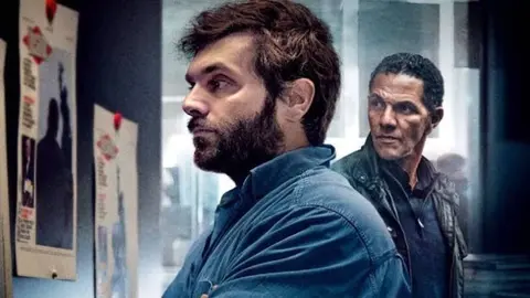 Un esc&aacute;ndalo de estado, pel&iacute;cula.  FILMIN