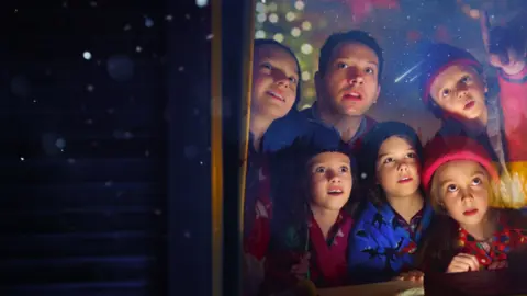 Banner promocional de Navidad en la Granja. / Netflix
