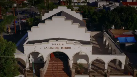 Sede en M&eacute;xico de La Iglesia La Luz del Mundo. / HBO Max