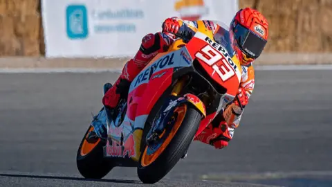 Marc M&aacute;rquez, piloto.  Box Repsol