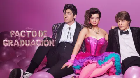 Peyton Elizabeth Lee en Pacto de Graduaci&oacute;n. / Disney Plus