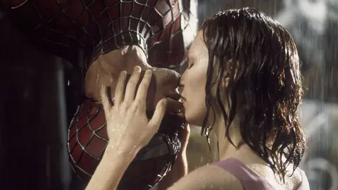 Spider-man beso ic&oacute;nico