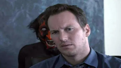 Insidious est&aacute; por estrenar su quinta entrega y ya anunci&oacute; la producci&oacute;n de la 6. / Netflix