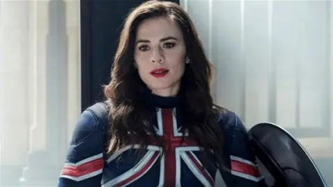 Hayley Atwell como Capitana Carter. / RRSS