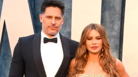 Sof&iacute;a Vergara y Joe Manganiello anuncian divorcio. / IMDb