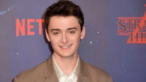 Noah Schnapp en la alfombra roja de Stranger Things. / RRSS