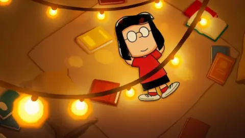 Snoopy Presenta: La &uacute;nica e inigualable Marcia. / Apple TV