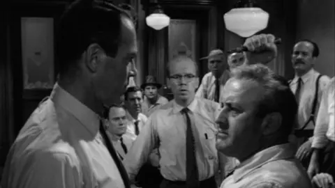 Fotograma de "Doce hombres sin piedad", de Sidney Lumet