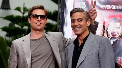 George Clooney y Brad Pitt. / RRSS