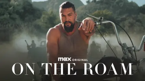 Jason Momoa atraviesa las carreteras de Estados Unidos mientras enfrenta su divorcio en On the roam. / Max
