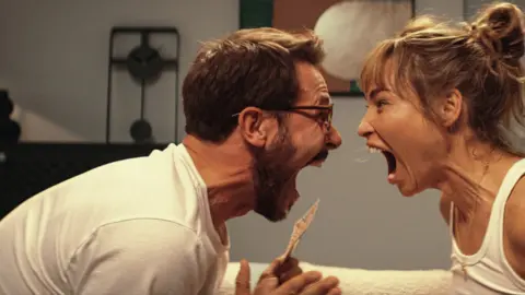 M&aacute;tame si puedes, cari&ntilde;o. / Netflix