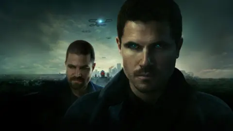 C&oacute;digo 8: Renegados (Parte II) banner. / Netflix
