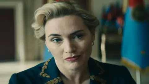 Kate Winslet puso gran esfuerzo para su papel en El r&eacute;gimen. / HBO Max