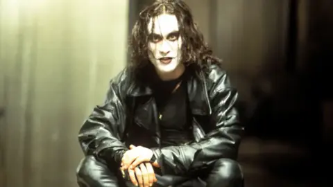 Brandon Lee como El cuervo en 1994. / RRSS