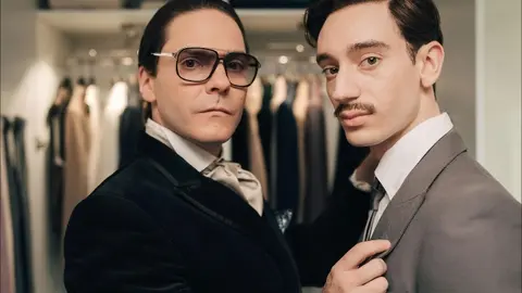 Becoming Karl Lagerfeld, serie. / IMDb