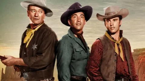 John Wayne, Dean Martin y  Ricky Nelson. /  Filmin