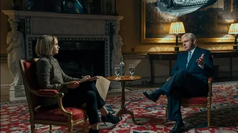 A Very Royal Scandal, serie. / IMDb