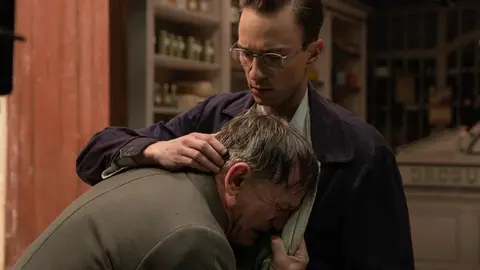Queer, pel&iacute;cula. / IMDb