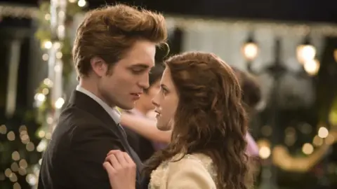 Twilight. / RRSS