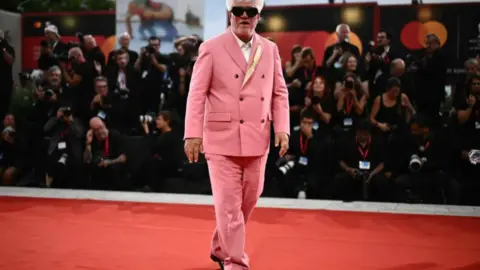 Pedro Almod&oacute;var en Venecia. / RRSS
