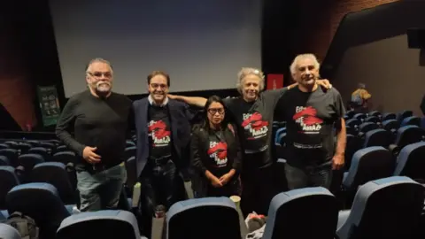 Juanfe Castro, Este arte que abraza. / Alfredo Alatorre