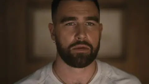 Travis Kelce en Grotesquerie. / RR SS